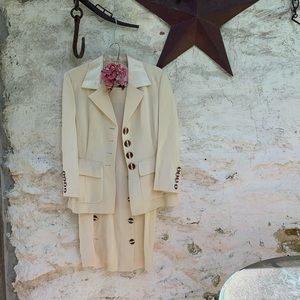 Arabella POLLEN London Creme Women’s Jacket, Skirt